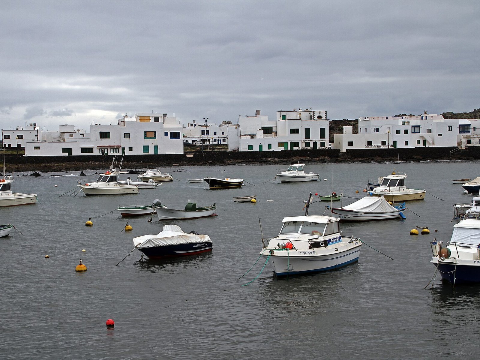 Da Órzola a Playa Blanca a 35 gradi: Lionell Sánchez apre a Lanzarote il Gran Guanche