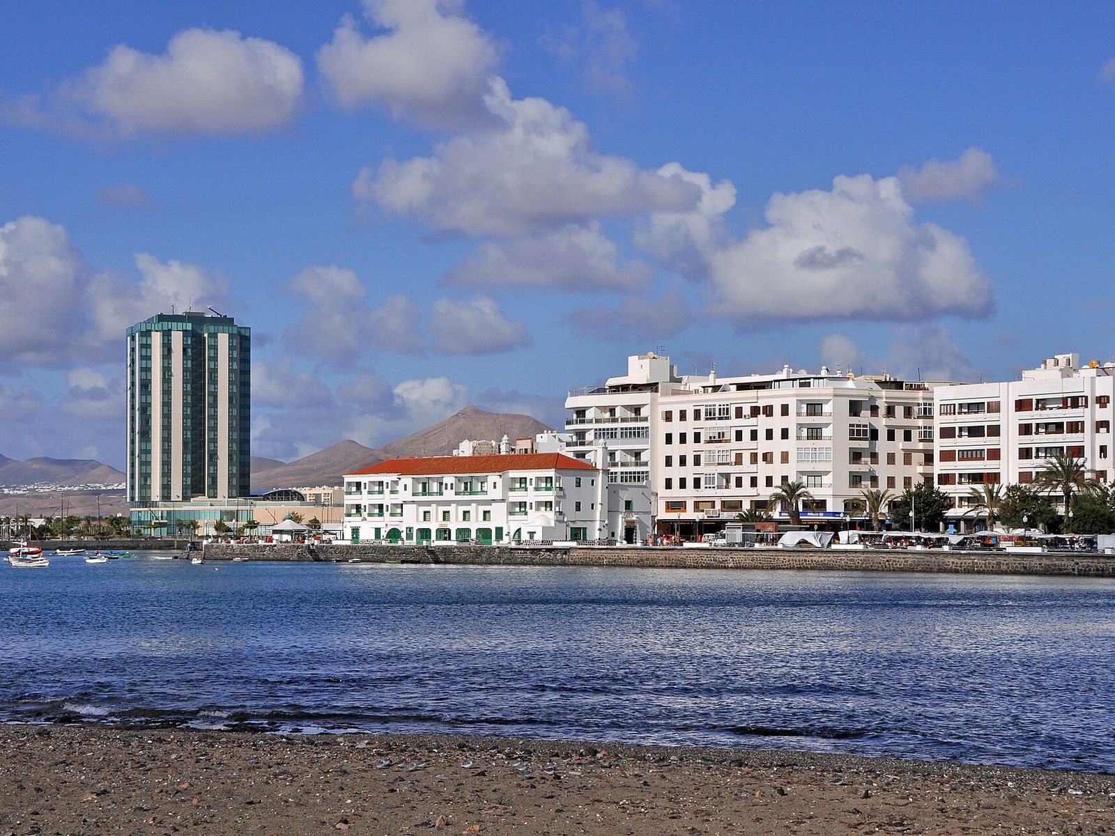 Venticinque anni di migrazioni in mostra ad Arrecife: OBITen fino al 17 settembre